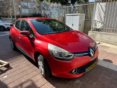 Renault Clio 2nd hand, 2016, private hand