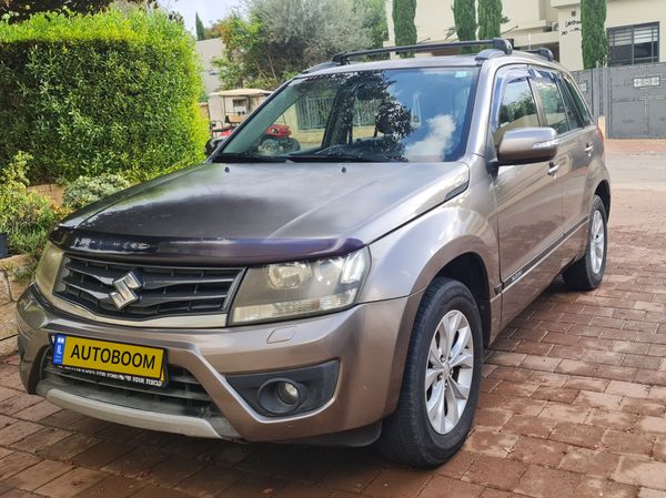 Suzuki Grand Vitara 2nd hand, 2013, private hand