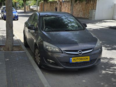 Opel Astra 2ème main, 2013, main privée