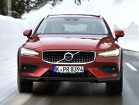 Volvo V60 Cross Country 2019. Carrosserie, extérieur. Break 5-portes, 2 génération