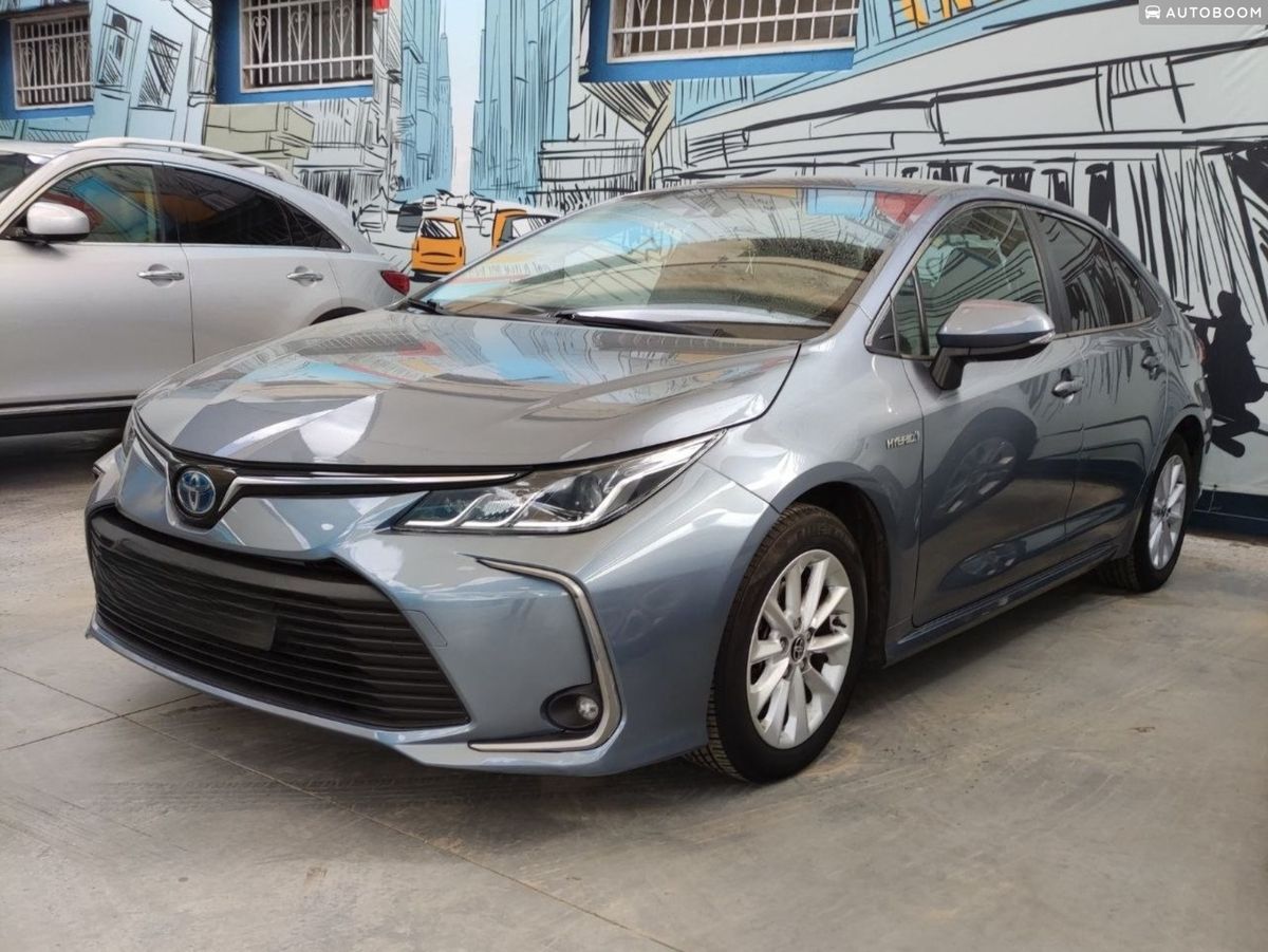 Toyota Corolla 2nd hand, 2021, private
