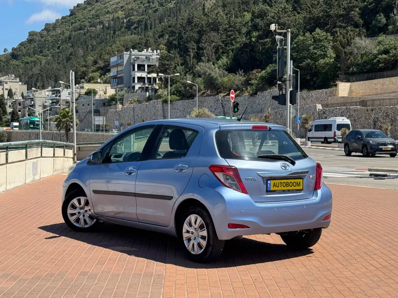 Toyota Yaris 2ème main, 2012, privée