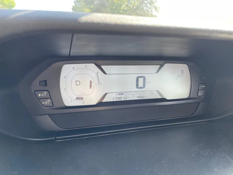 סיטרואן C4 פיקאסו יד 2 רכב, 2015, פרטי