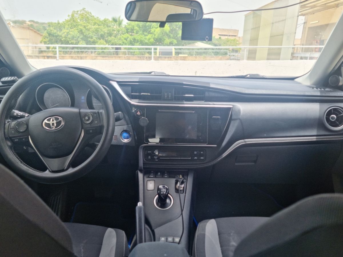 Toyota Auris 2ème main, 2017, main privée