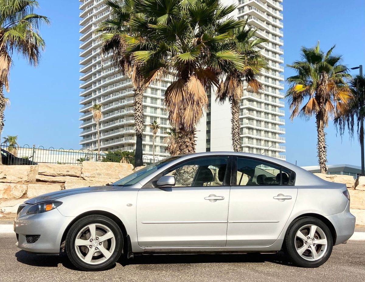 Mazda 3 2nd hand, 2004