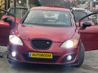 SEAT Leon 2nd hand, 2011, private hand