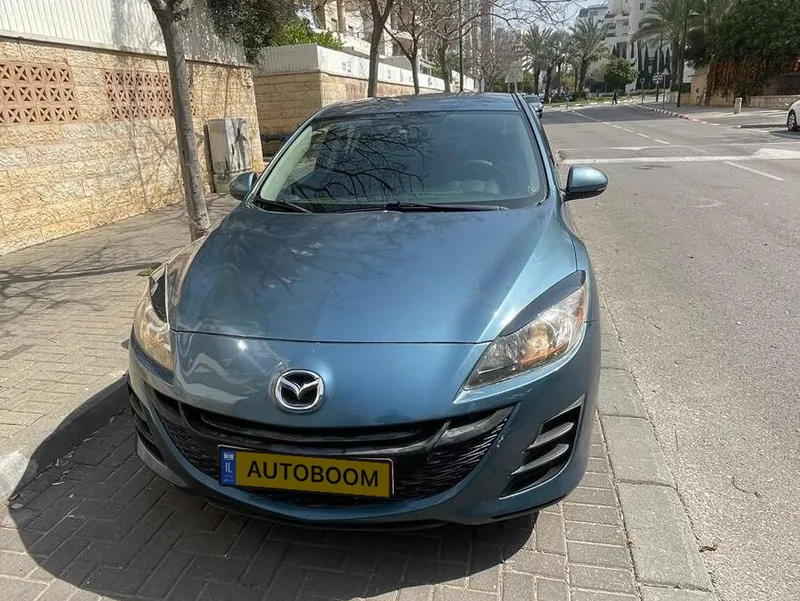 Mazda 3 с пробегом, 2010