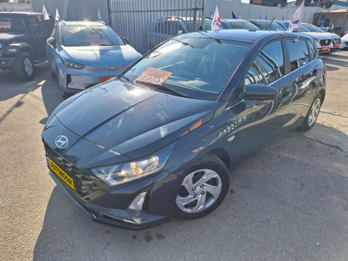 Hyundai i20 2nd hand, 2024