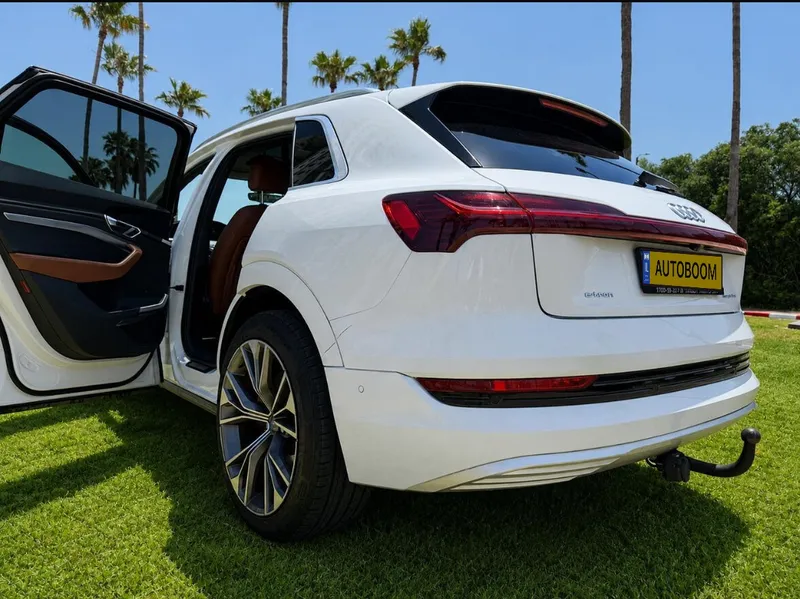 Audi Q8 e-tron 2nd hand, 2019, private