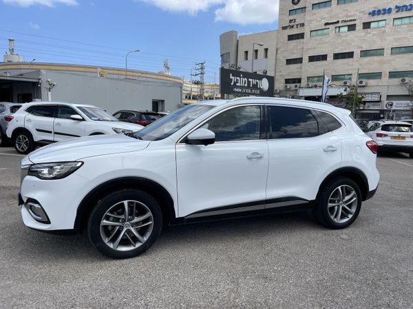 MG EHS 2ème main, 2021, main privée