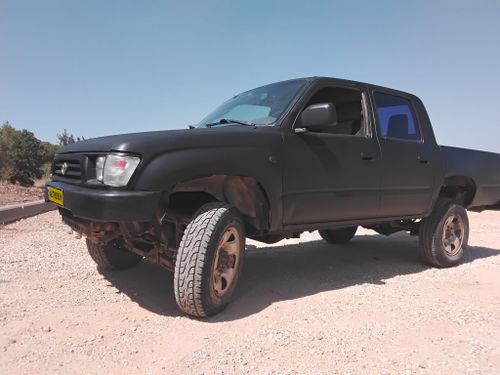 Toyota Hilux, 2000, photo