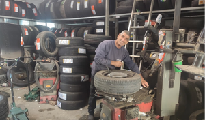 Tires  Yishai, photo