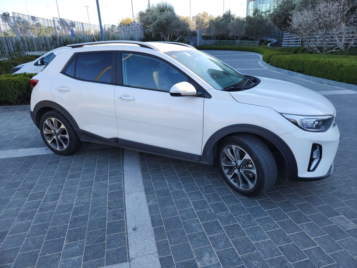 Kia Stonic 2nd hand, 2022, private hand