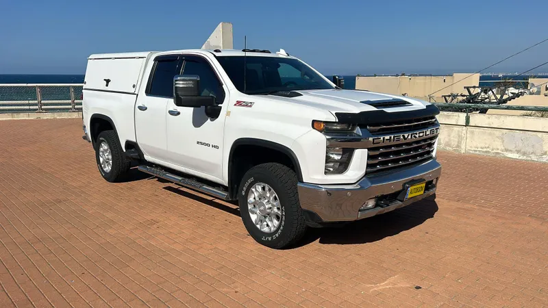 Chevrolet Silverado с пробегом, 2020