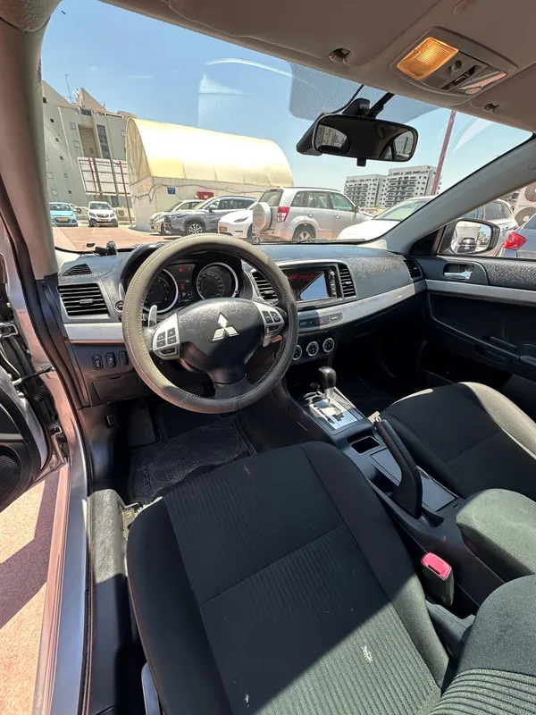 Mitsubishi Lancer 2nd hand, 2016