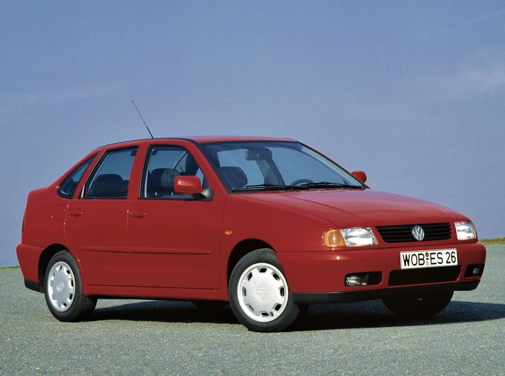 Volkswagen Polo 1995. Bodywork, Exterior. Sedan, 3 generation