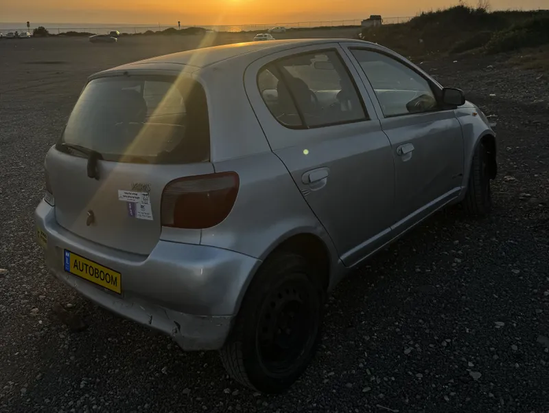 Toyota Yaris 2nd hand, 2002, private