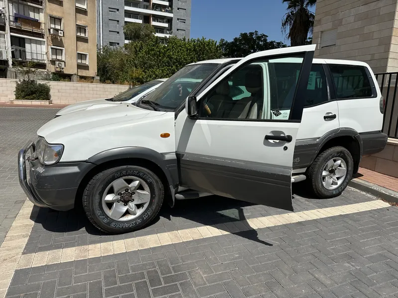 ניסאן טראנו יד 2 רכב, 2003, פרטי