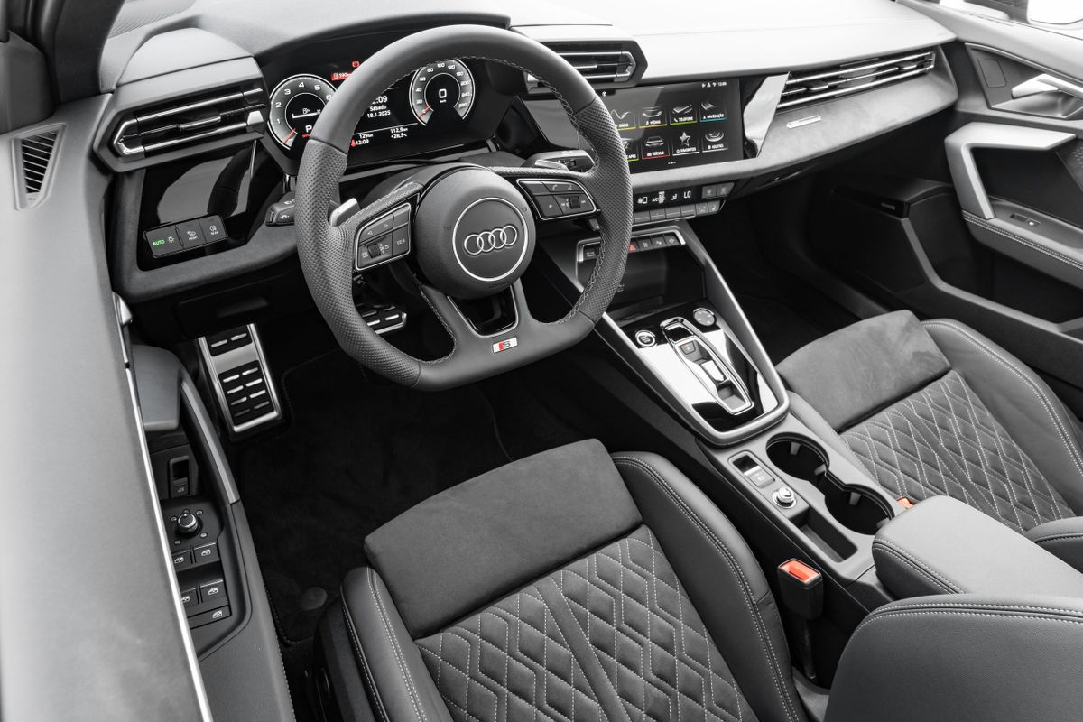 Audi A3 2024. Передние сидения. Седан, 4 поколение, рестайлинг 1