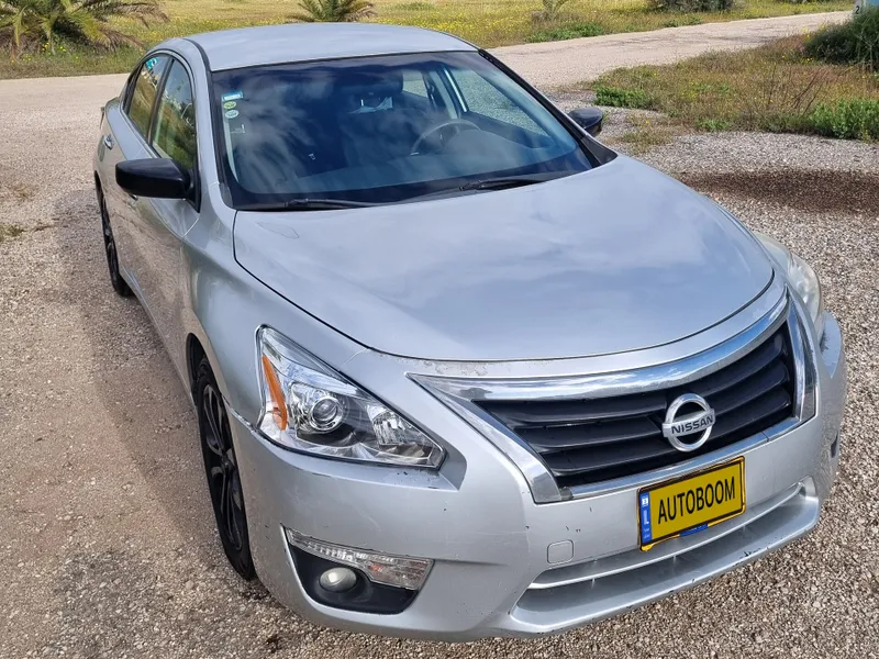 Nissan Altima 2nd hand, 2015, private