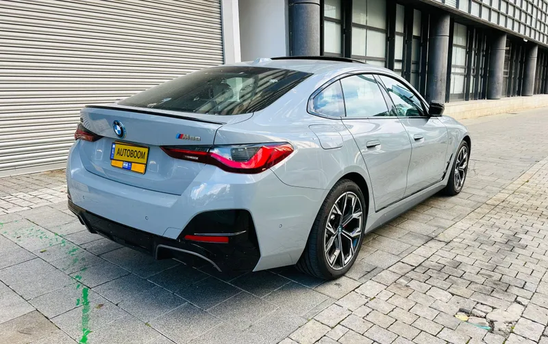 BMW i4 nouvelle voiture, 2024