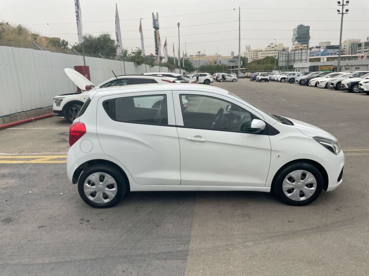 Chevrolet Spark с пробегом, 2017, частная рука