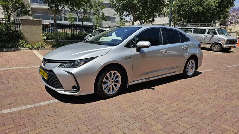 Toyota Corolla 2nd hand, 2019, private hand