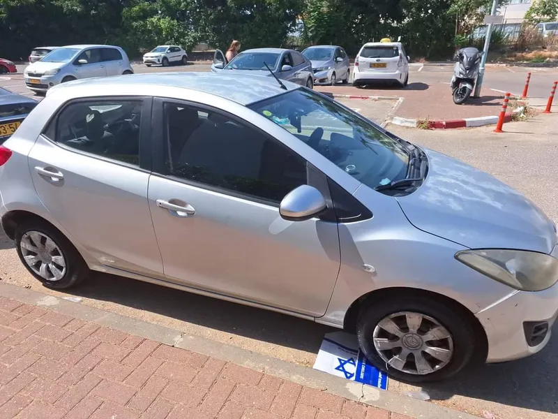 Mazda 2 2nd hand, 2011, private hand