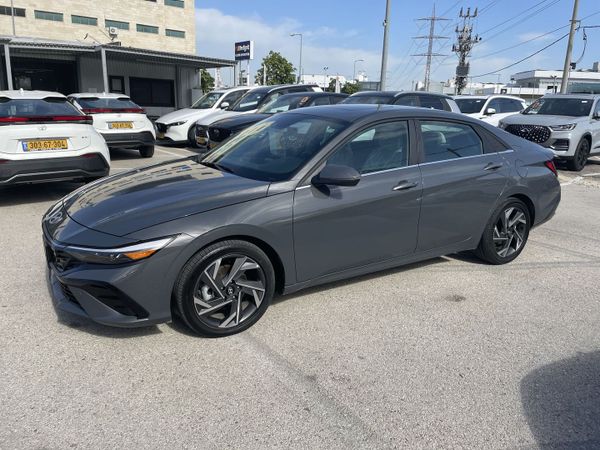 Hyundai Elantra с пробегом, 2024, частная рука