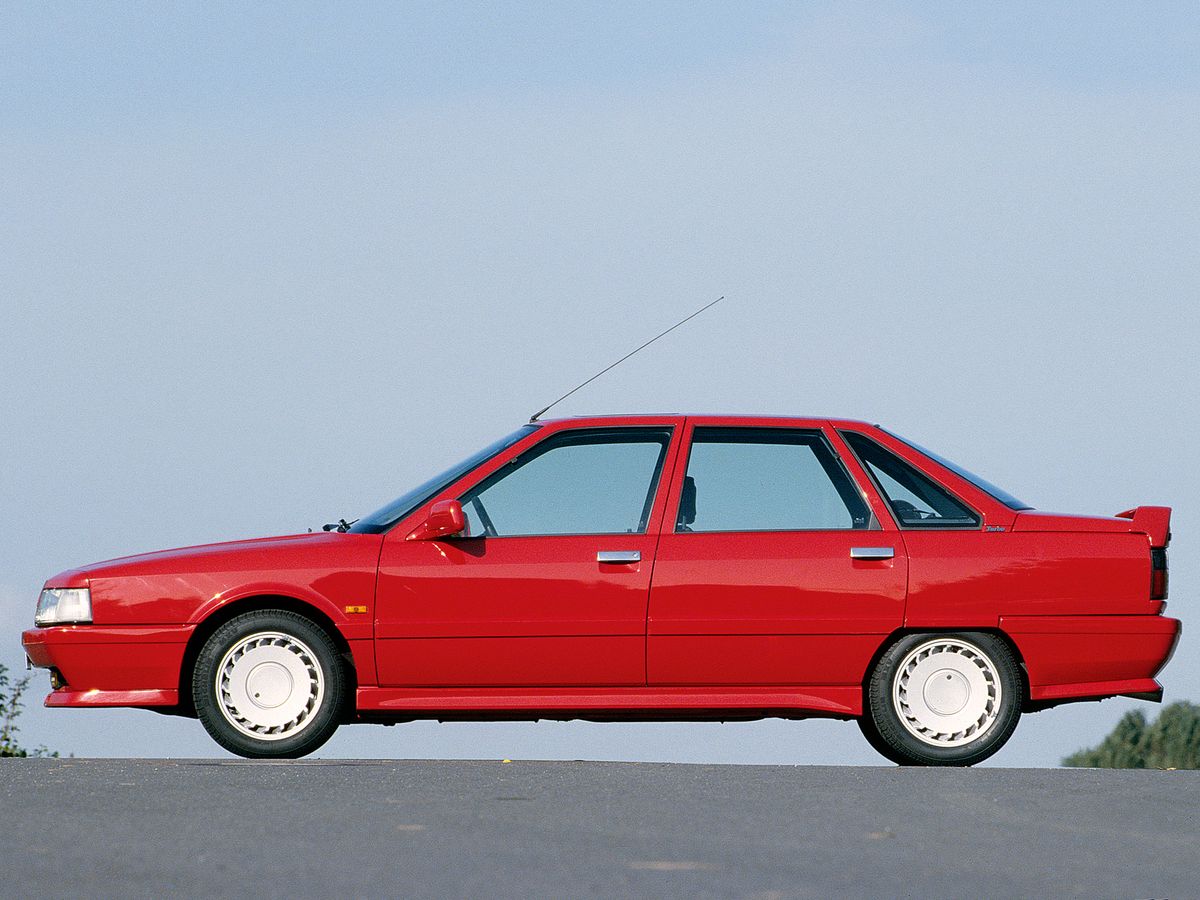 Renault 21 1986. Carrosserie, extérieur. Berline, 1 génération