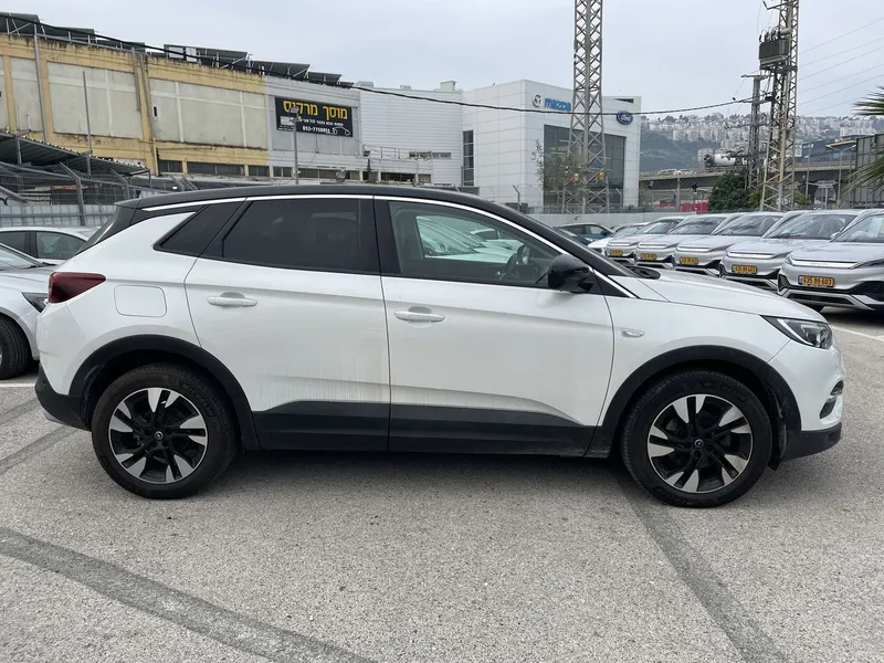 Opel Grandland 2nd hand, 2021, private hand