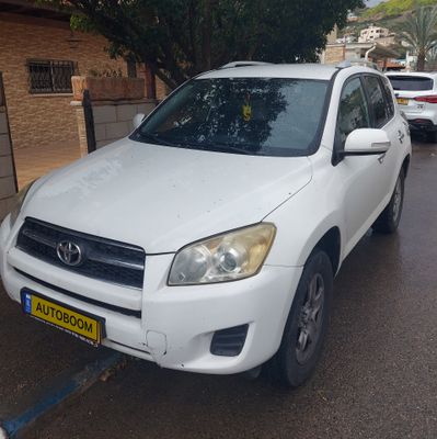 Toyota RAV4 2nd hand, 2009, private hand