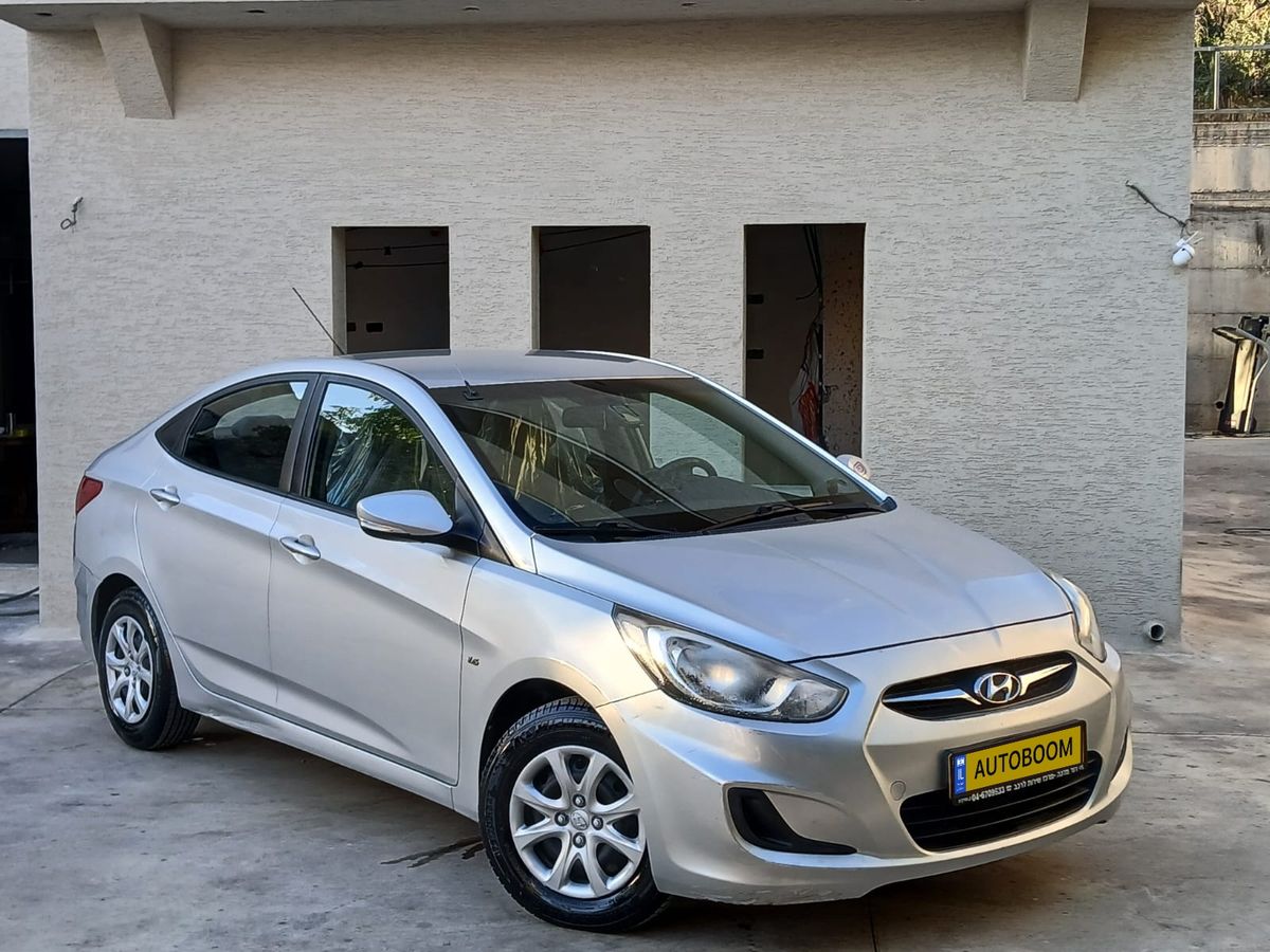 Hyundai i25 с пробегом, 2012, частная рука
