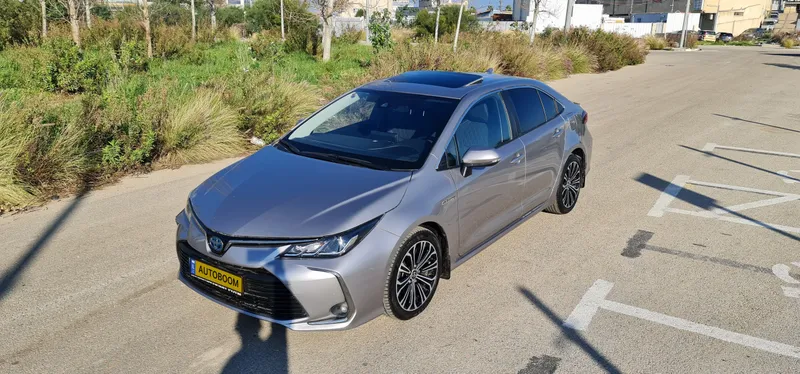 Toyota Corolla 2nd hand, 2022, private hand