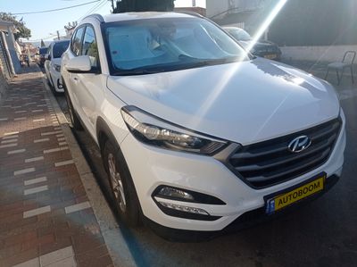 Hyundai Tucson 2nd hand, 2017, private hand