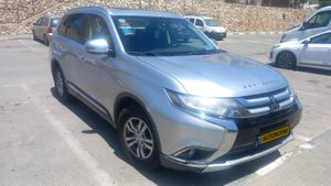 Mitsubishi Outlander, 2017, photo