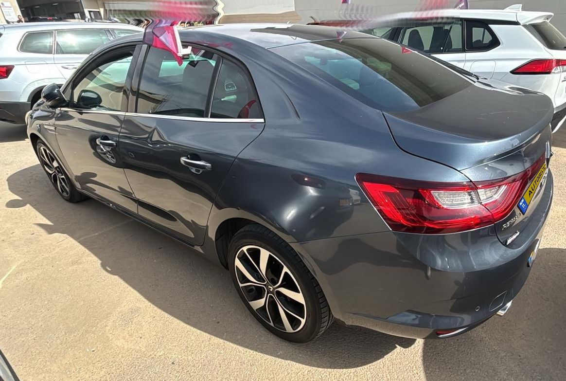 Renault Megane с пробегом, 2021