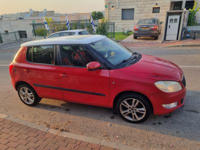 Škoda Fabia 2ème main, 2011, main privée