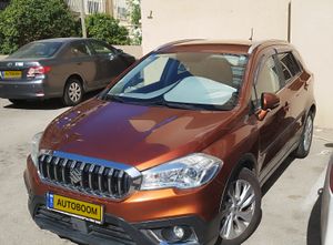 Suzuki Crossover, 2017, photo
