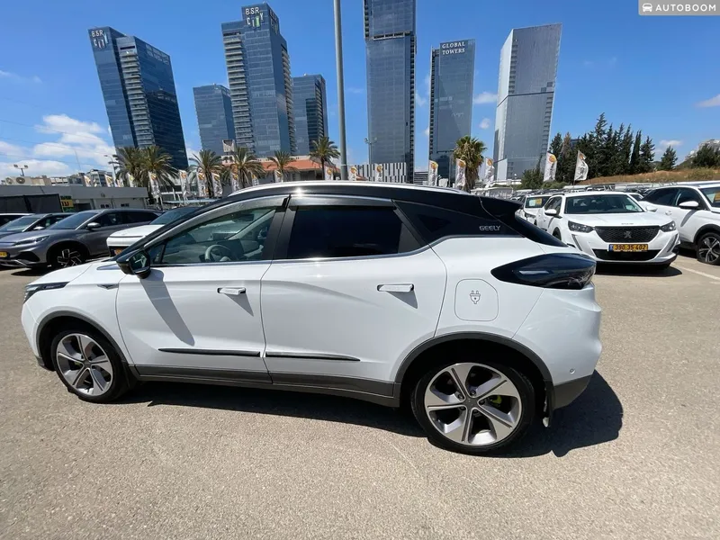 Geely Geometry C 2ème main, 2023, privée