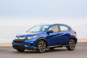 Хонда HR-V кроссовер. Второе поколение. Выпуск с 2015 года