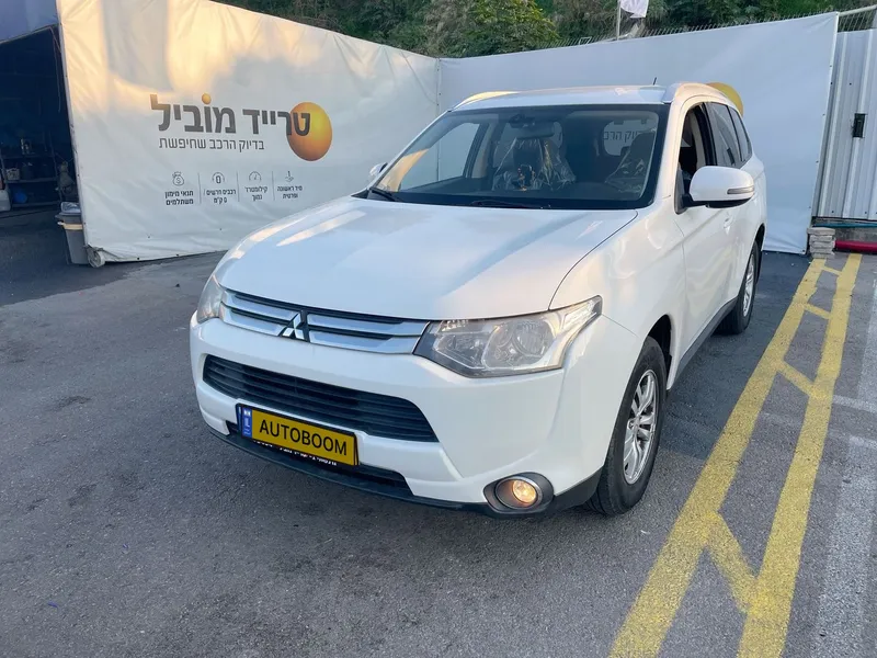 Mitsubishi Outlander 2nd hand, 2015, private hand