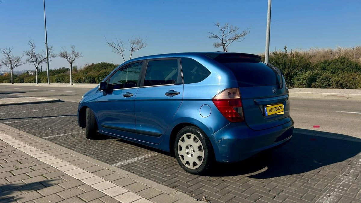 הונדה FR-V יד 2 רכב, 2007, פרטי