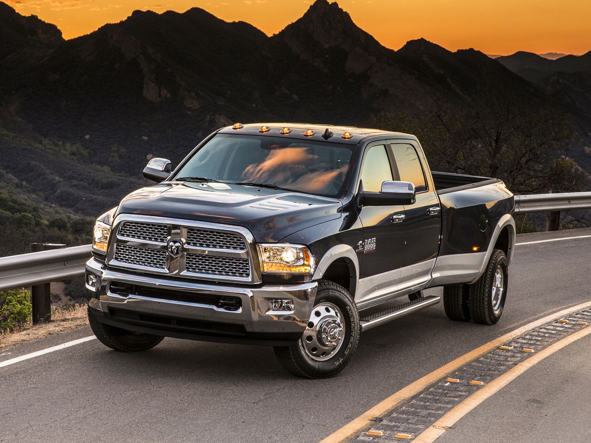 RAM 3500 2013. Carrosserie, extérieur. 2 pick-up, 4 génération