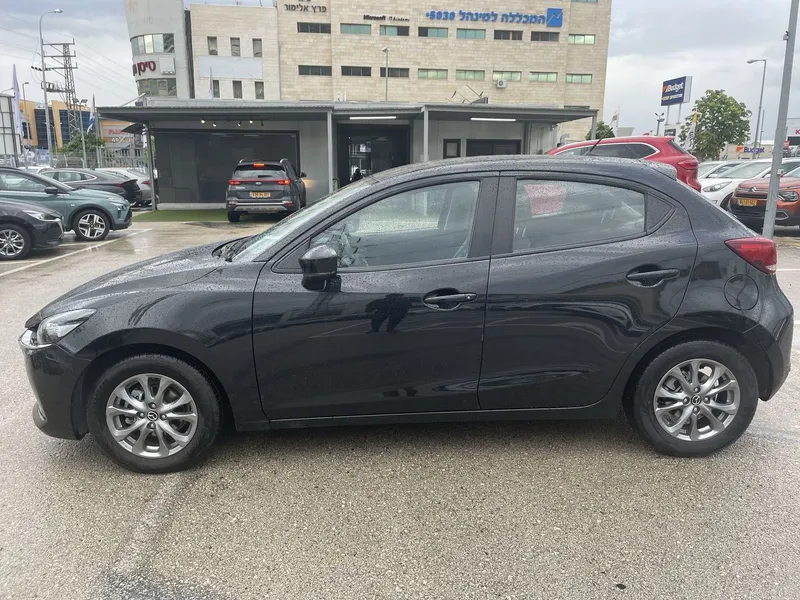 Mazda 2 с пробегом, 2022