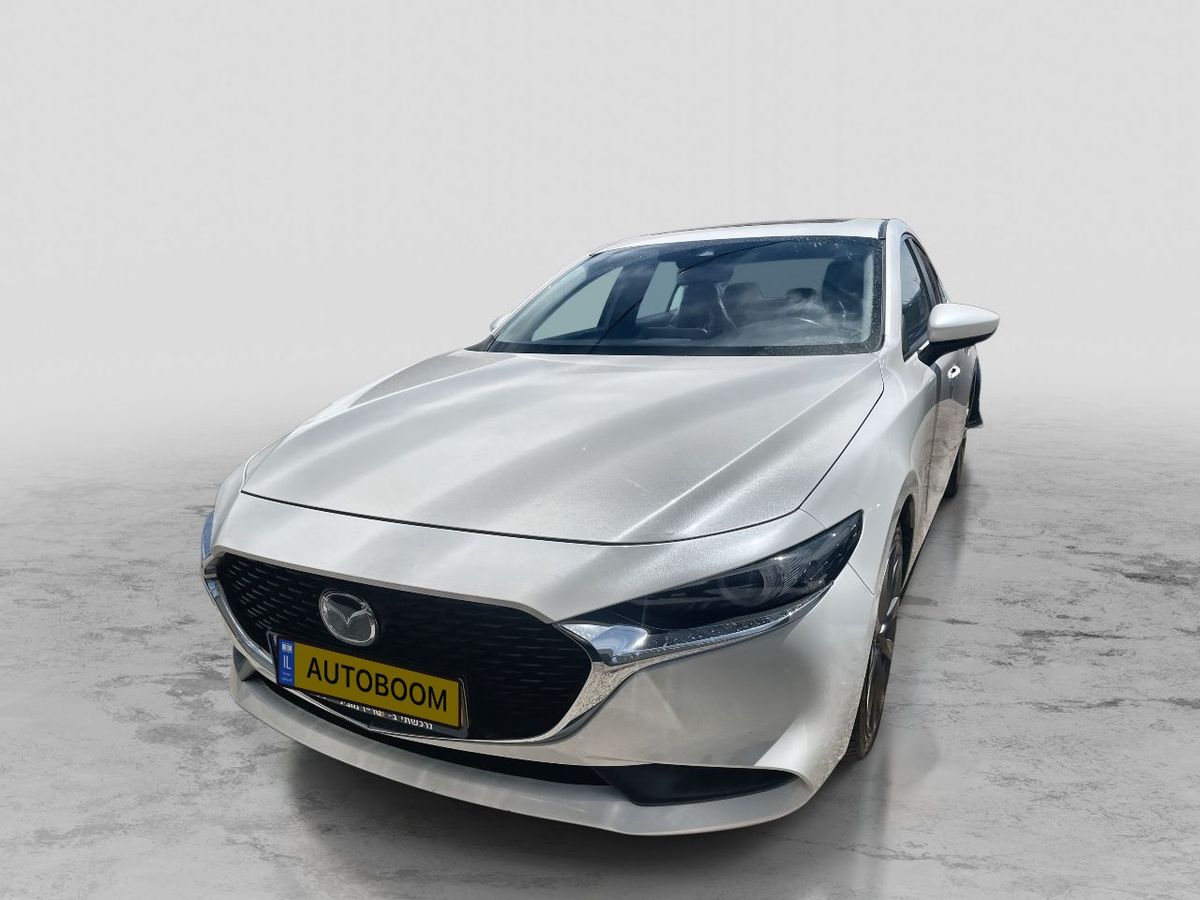 Mazda 3 2nd hand, 2021