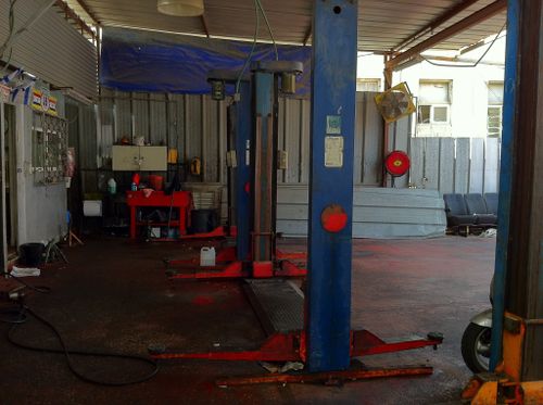 Garage Moshon. صورة 2