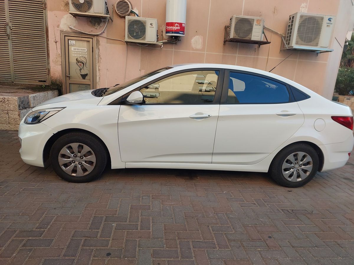 Hyundai i25 2nd hand, 2016, private hand