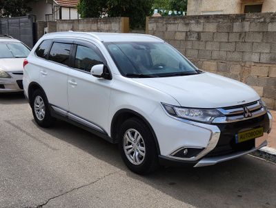Mitsubishi Outlander 2ème main, 2018, main privée