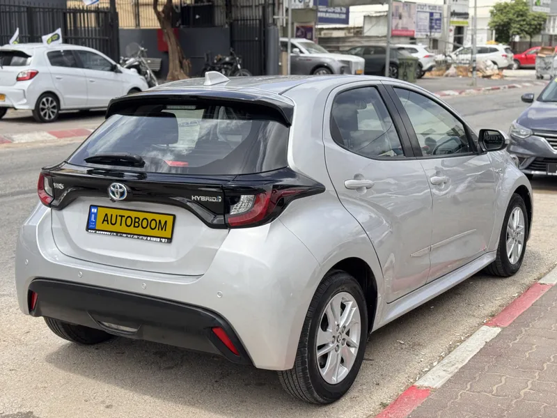 Toyota Yaris 2nd hand, 2021, private hand